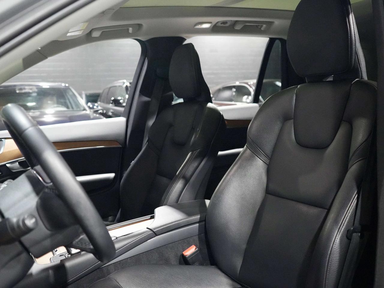 2023 Volvo XC90 CORE|NO ACCIDENT|7 PASSENGER|PANO Photo