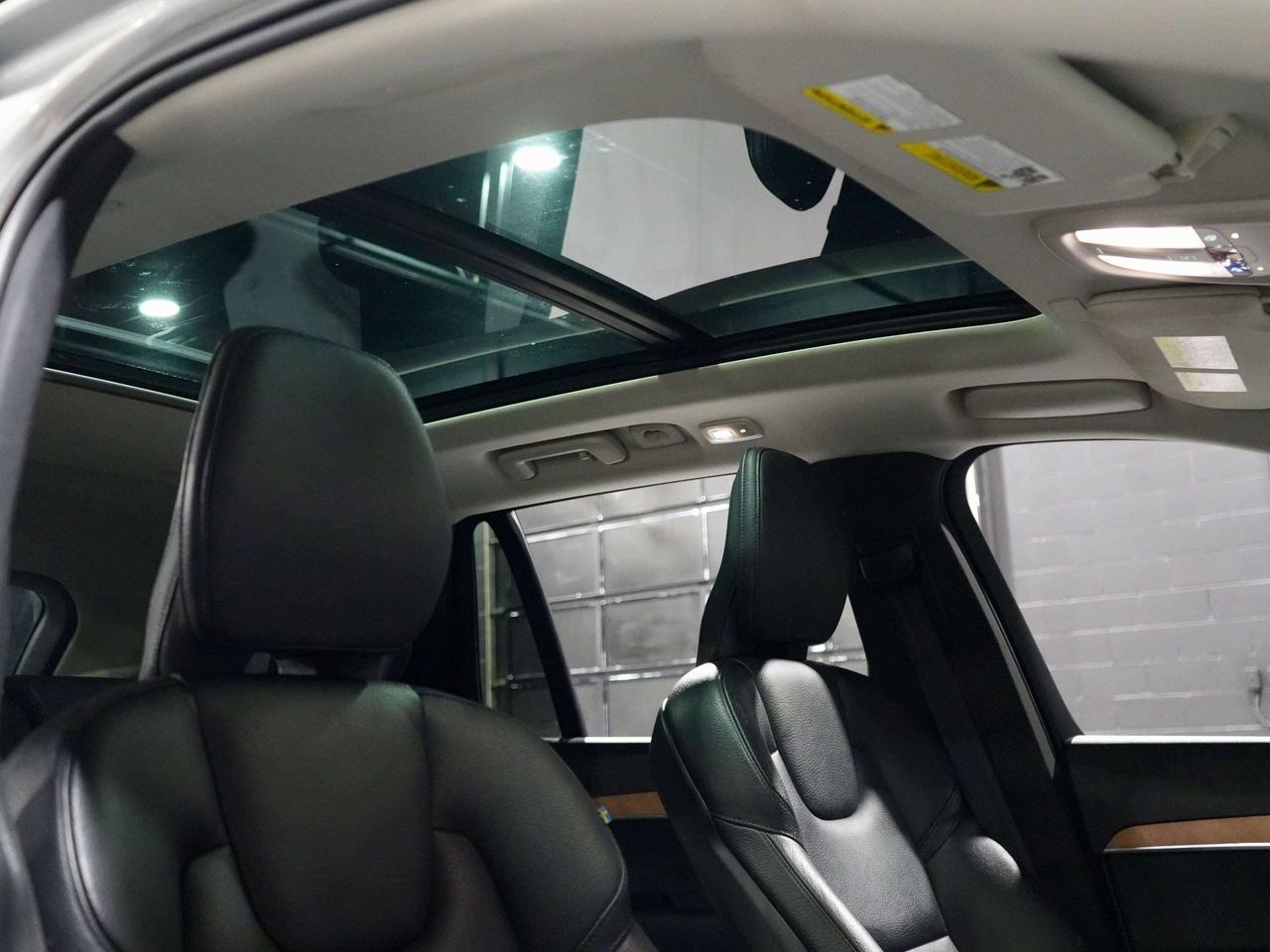 2023 Volvo XC90 CORE|NO ACCIDENT|7 PASSENGER|PANO Photo
