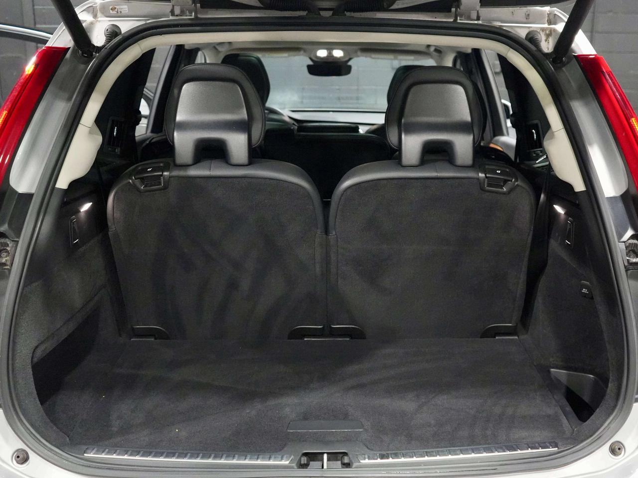 2023 Volvo XC90 CORE|NO ACCIDENT|7 PASSENGER|PANO Photo