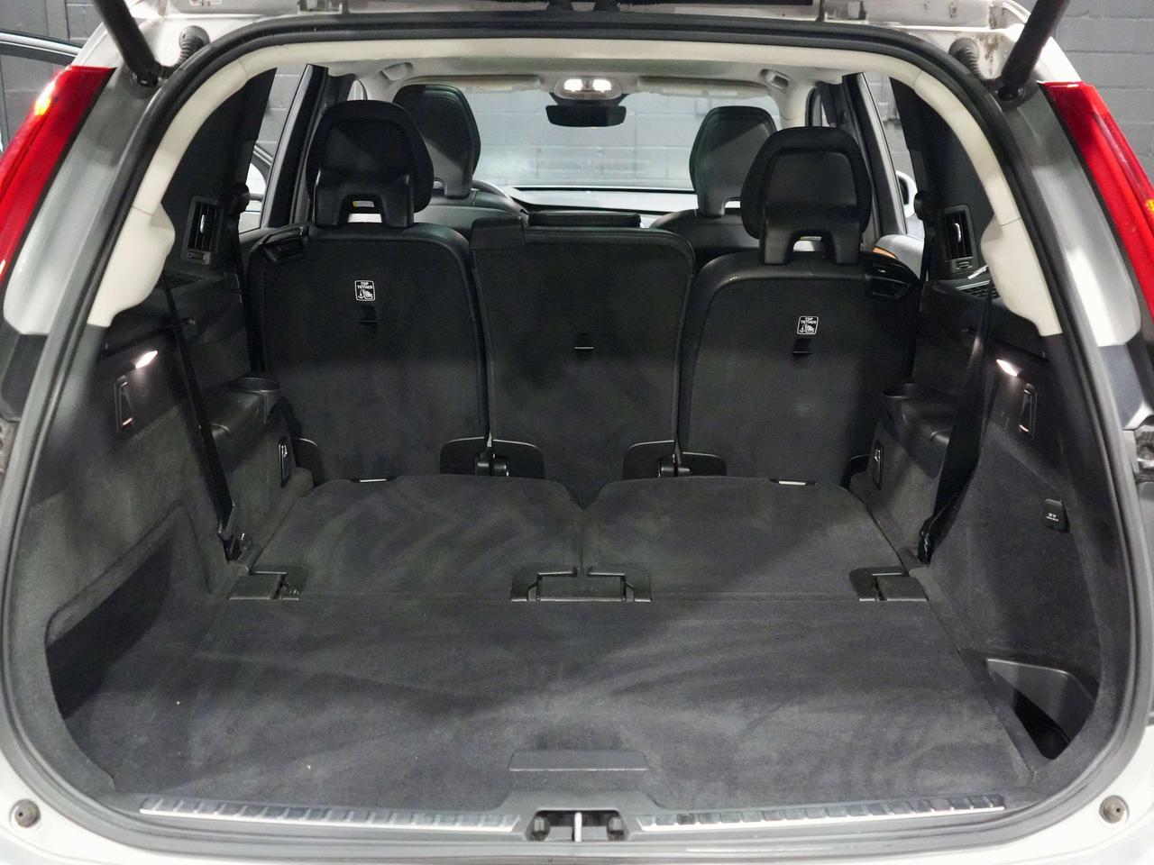 2023 Volvo XC90 CORE|NO ACCIDENT|7 PASSENGER|PANO Photo