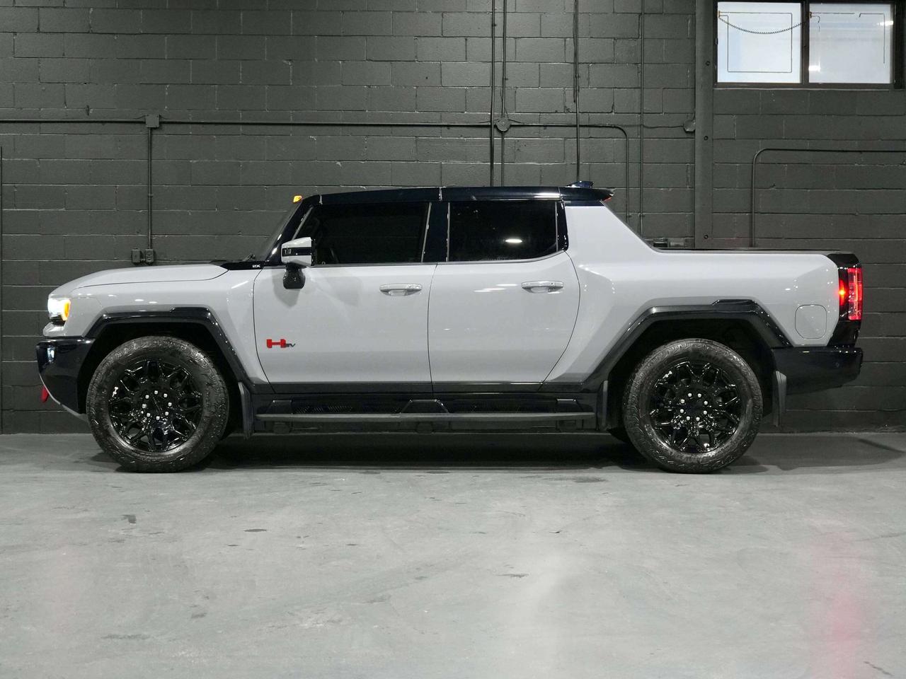 2025 GMC HUMMER EV Pickup 2X|No Accident|BOSE|DRIVER ASSIST|360 CAM Photo