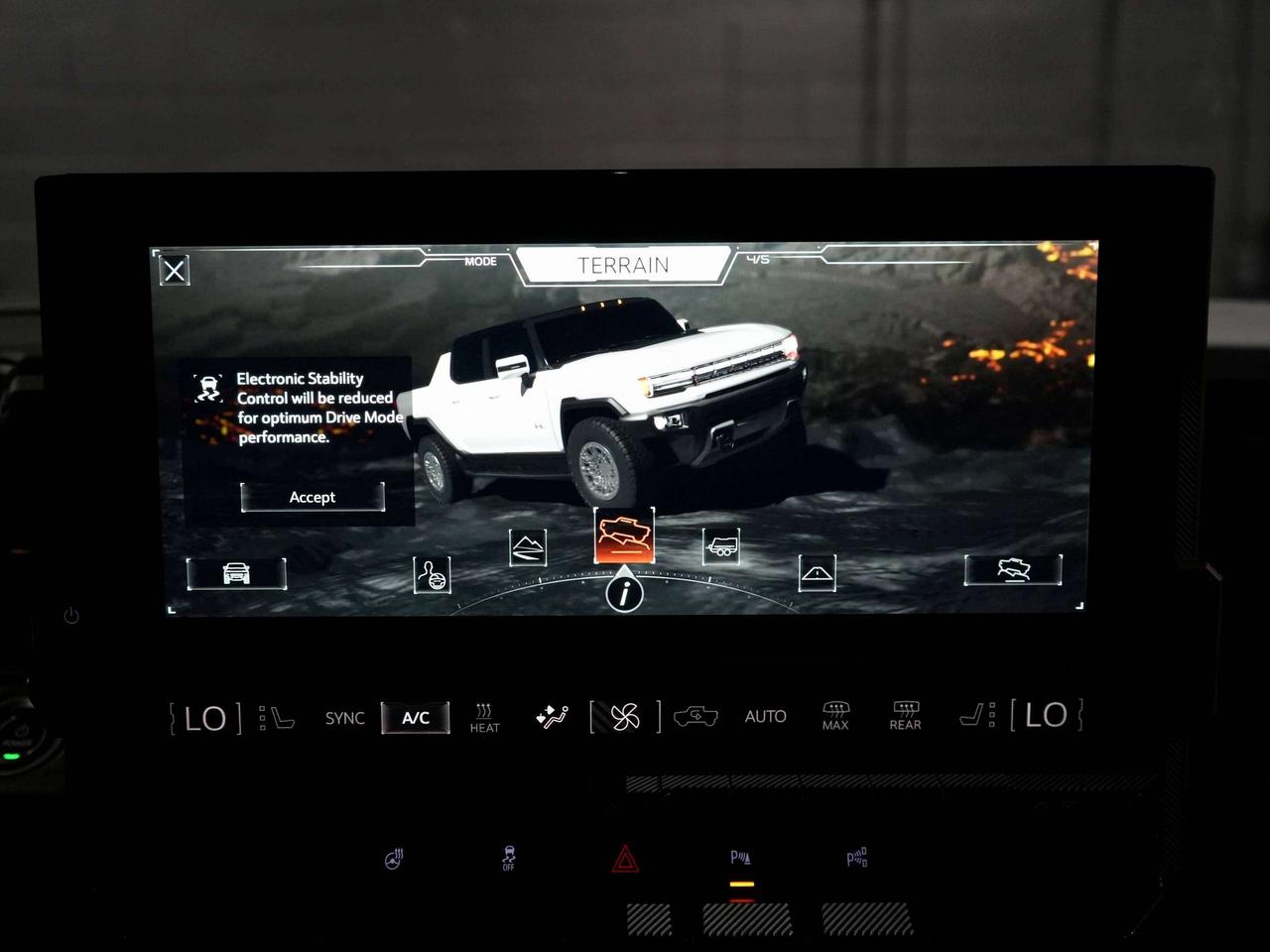 2025 GMC HUMMER EV Pickup 2X|No Accident|BOSE|DRIVER ASSIST|360 CAM Photo