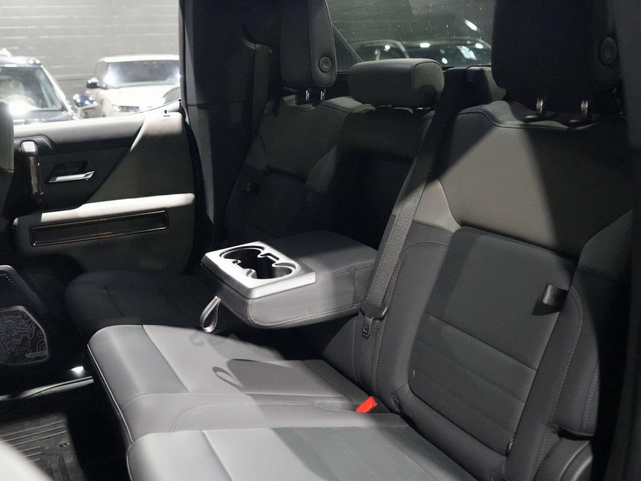 2025 GMC HUMMER EV Pickup 2X|No Accident|BOSE|DRIVER ASSIST|360 CAM Photo