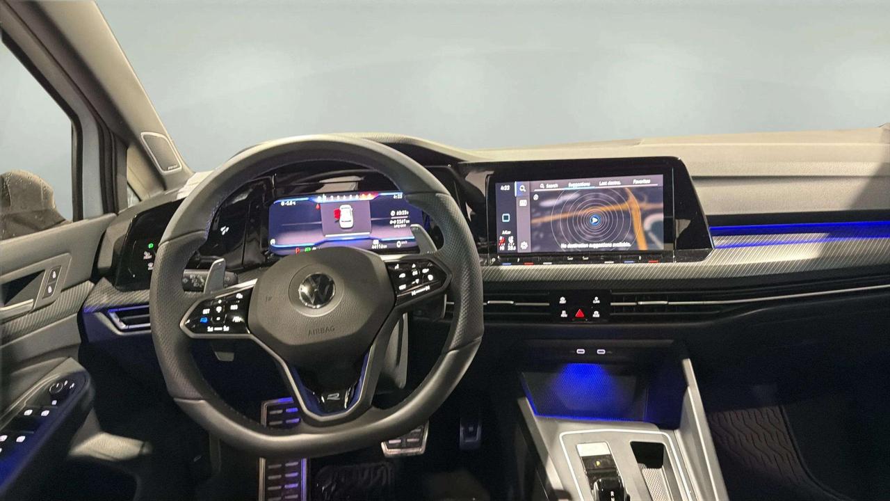 2022 Volkswagen Golf R Photo