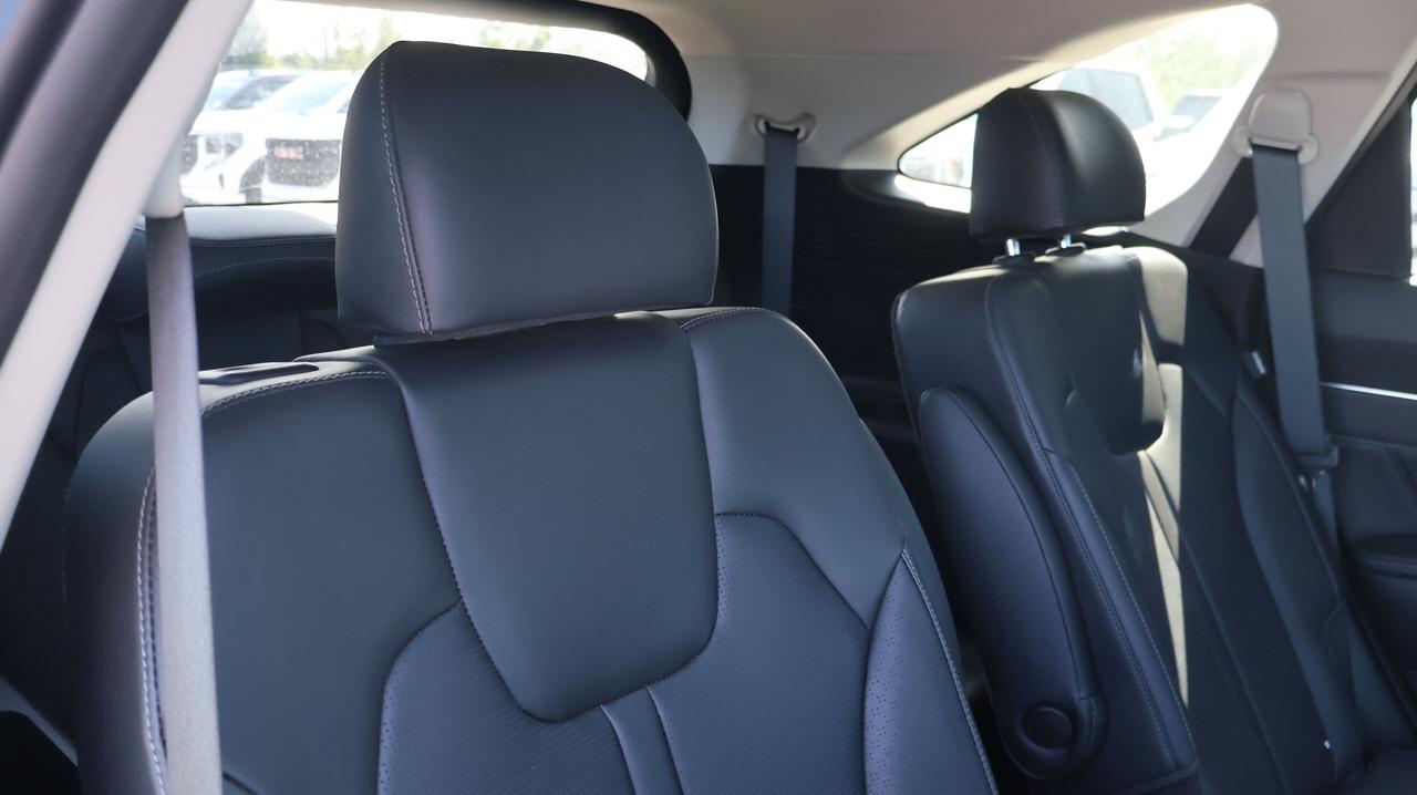 2025 Kia Sorento | AWD | Navigation System Photo