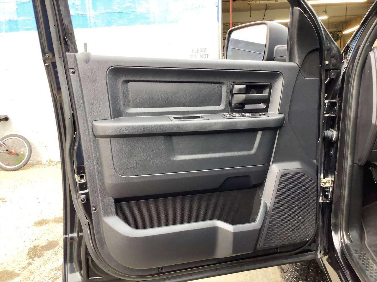 2017 RAM 1500 ST Quad Cab V6 | AS IS | 4X4 Photo