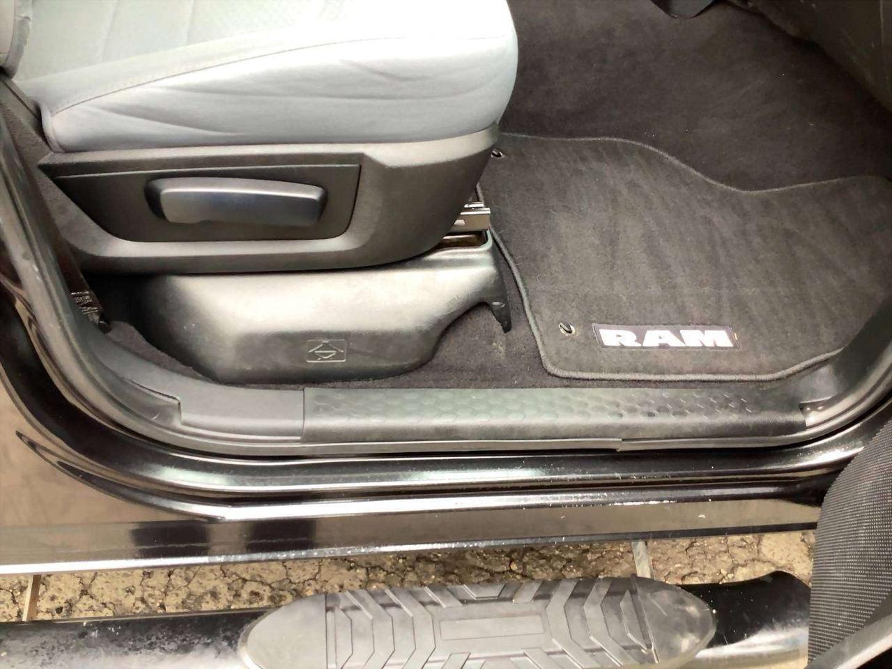 2017 RAM 1500 ST Quad Cab V6 | AS IS | 4X4 Photo
