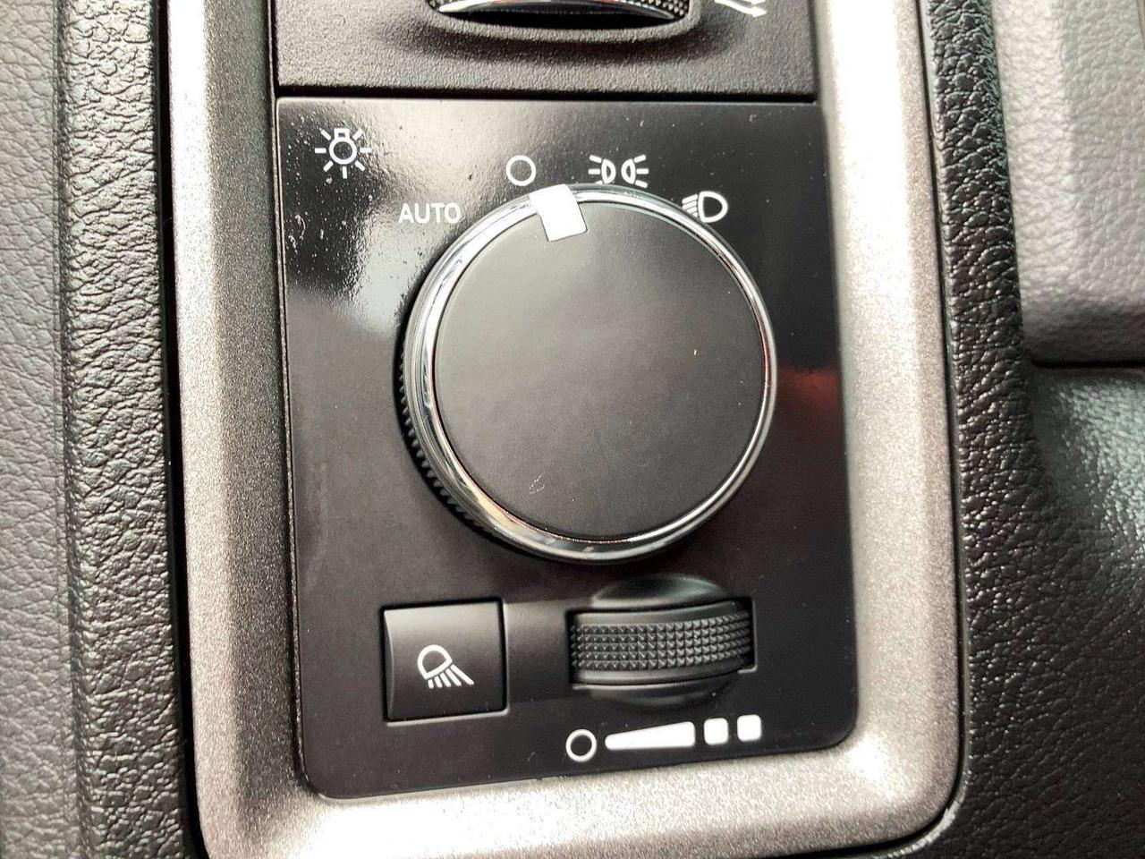 2017 RAM 1500 ST Quad Cab V6 | AS IS | 4X4 Photo