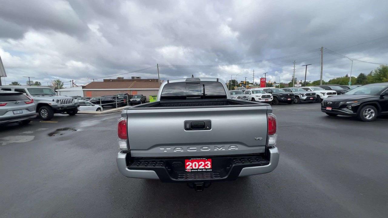 2023 Toyota Tacoma TRD OFF ROAD PREMIUM 4X4 | LEATHER | SUNROOF | NAV Photo