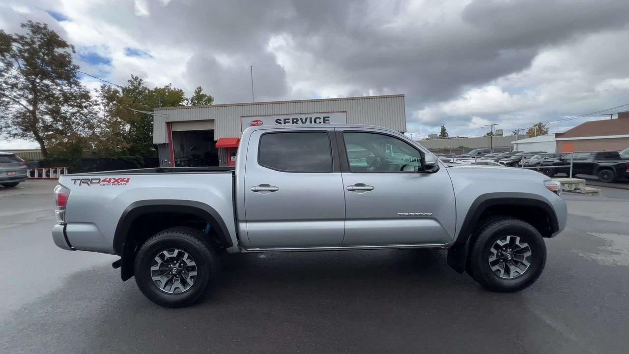 2023 Toyota Tacoma TRD OFF ROAD PREMIUM 4X4 | LEATHER | SUNROOF | NAV Photo