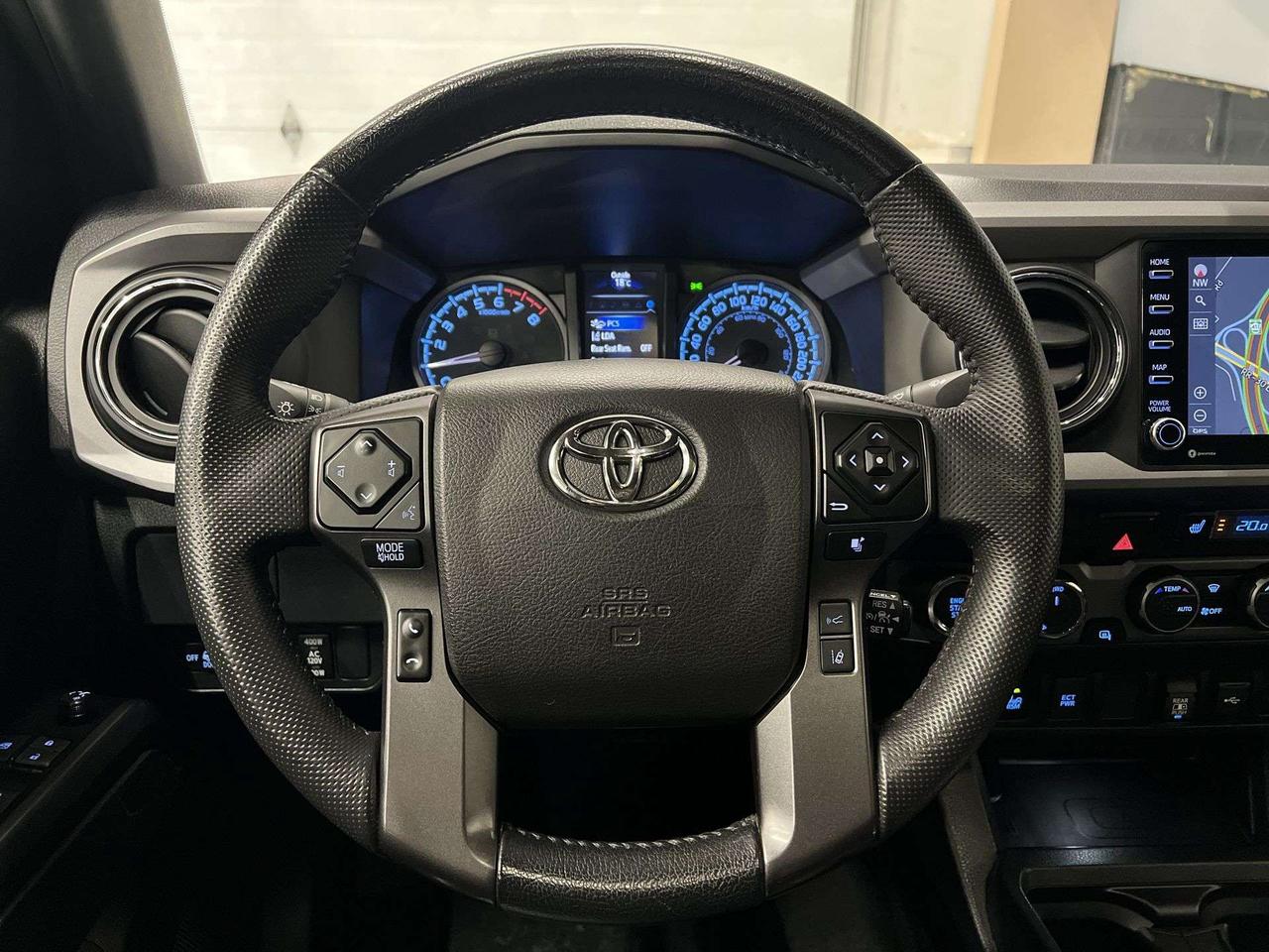 2023 Toyota Tacoma TRD OFF ROAD PREMIUM 4X4 | LEATHER | SUNROOF | NAV Photo
