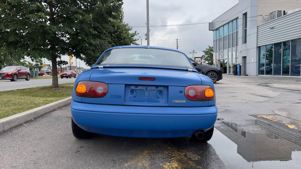 1990 Mazda Miata MX-5 Base Photo4
