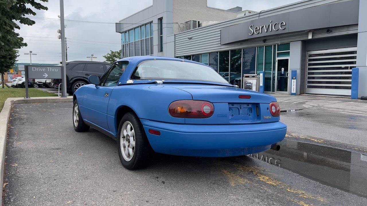 1990 Mazda Miata MX-5 Base Photo