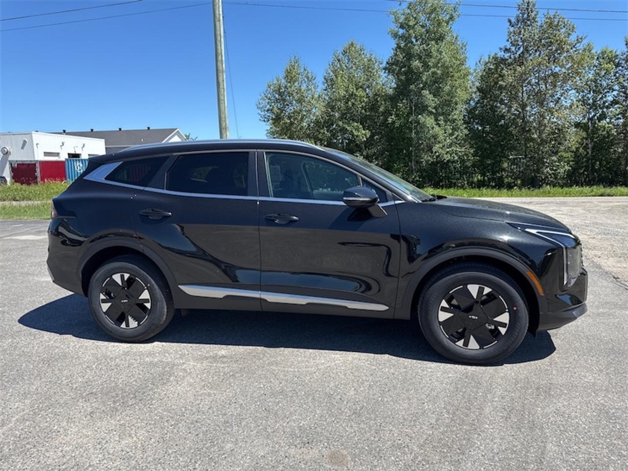 2027 Kia Sportage Hybrid EX  Navigation GPS Photo