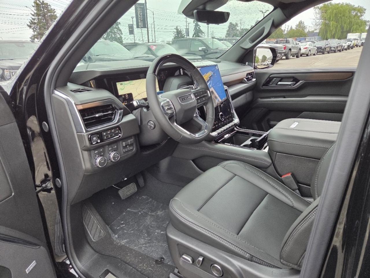 2026 GMC Yukon XL Denali  DURAMAX DIESEL | DENALI RESERVE | SUPER CRUISE | BLACK APPEARANCE | 22" WHEELS Photo