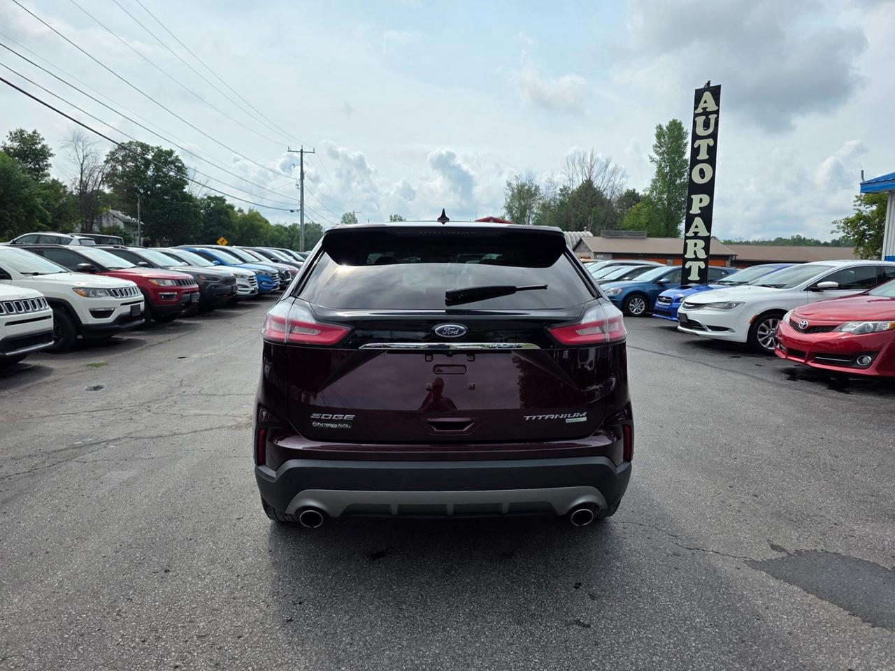2019 Ford Edge Titanium AWD Photo