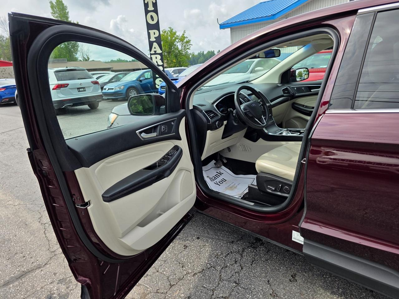 2019 Ford Edge Titanium AWD Photo