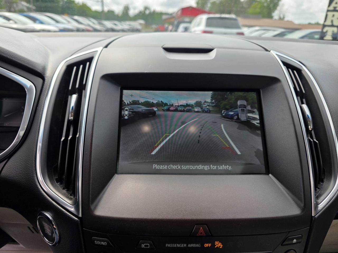 2019 Ford Edge Titanium AWD Photo