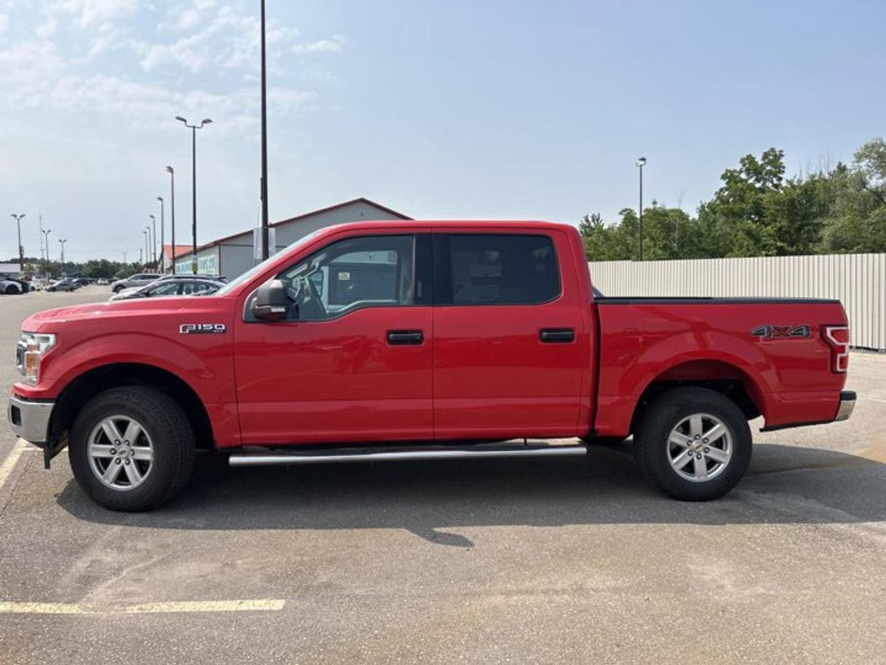 2020 Ford F-150 XLT Crew Cab 5.5' Box 4WD Photo
