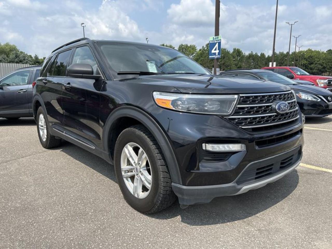 2023 Ford Explorer XLT 4WD | Leather Seats | Heated Steering Photo