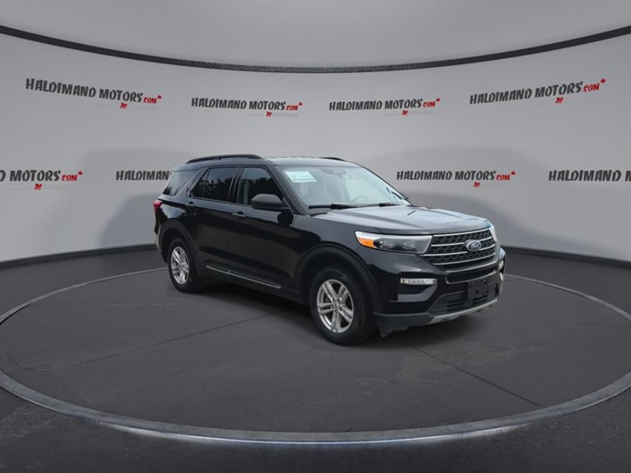 2023 Ford Explorer XLT 4WD | Leather Seats | Heated Steering Photo