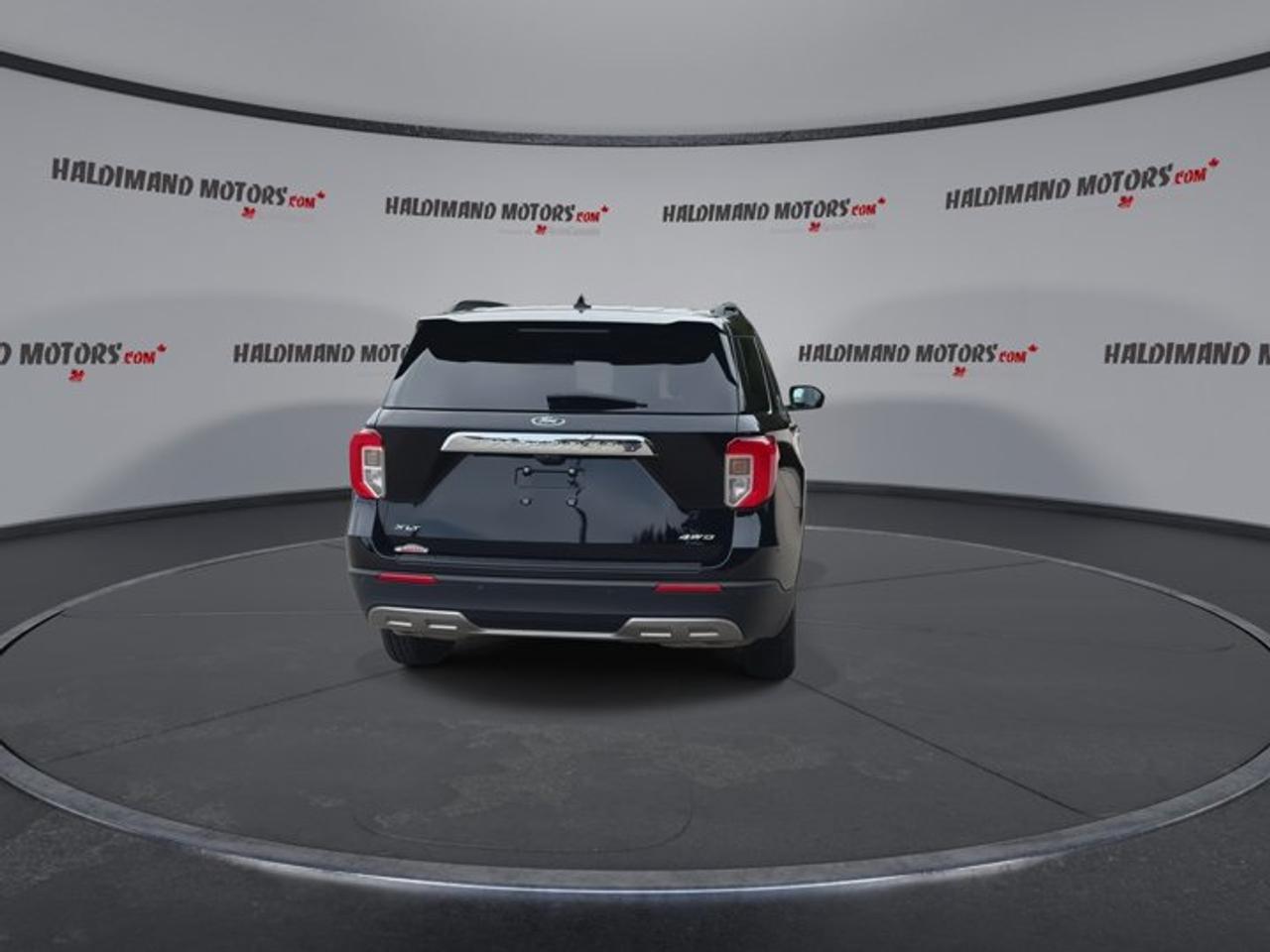 2023 Ford Explorer XLT 4WD | Leather Seats | Heated Steering Photo