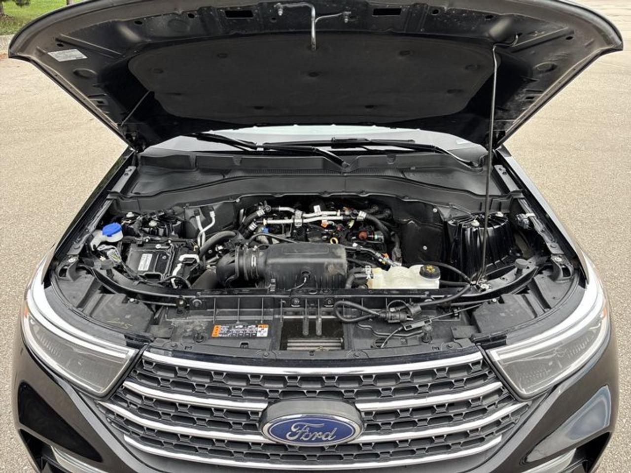 2023 Ford Explorer XLT 4WD | Leather Seats | Heated Steering Photo