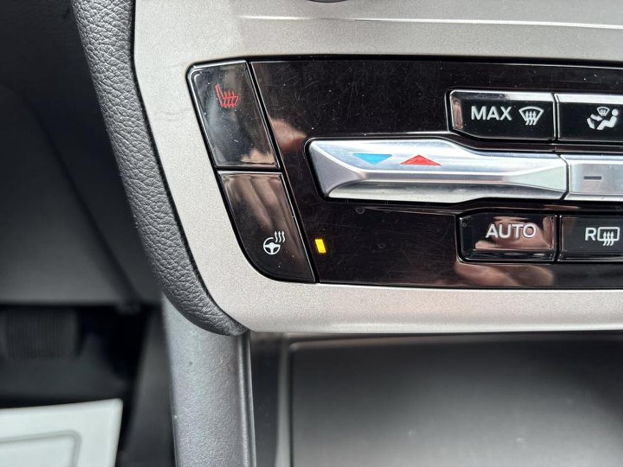 2023 Ford Explorer XLT 4WD | Leather Seats | Heated Steering Photo