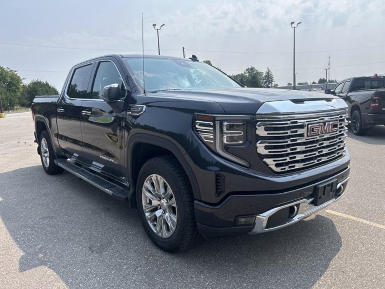 2023 GMC Sierra 1500 Denali Crew Cab 6' Box 4WD | No Accidents | Vent. Front Seats Photo