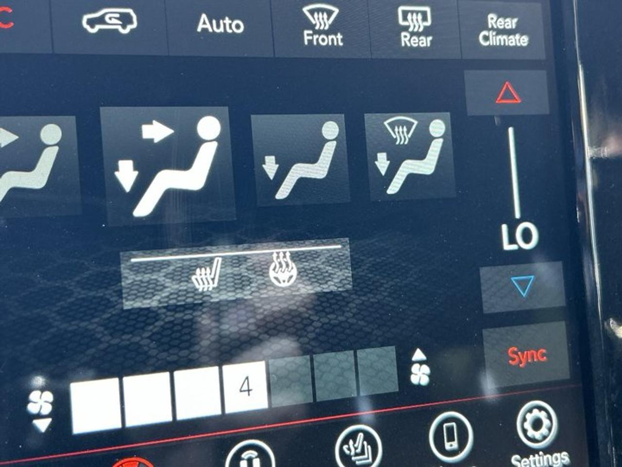 2024 Dodge Durango GT AWD | One Owner | No Accidents | Heated Steering Photo