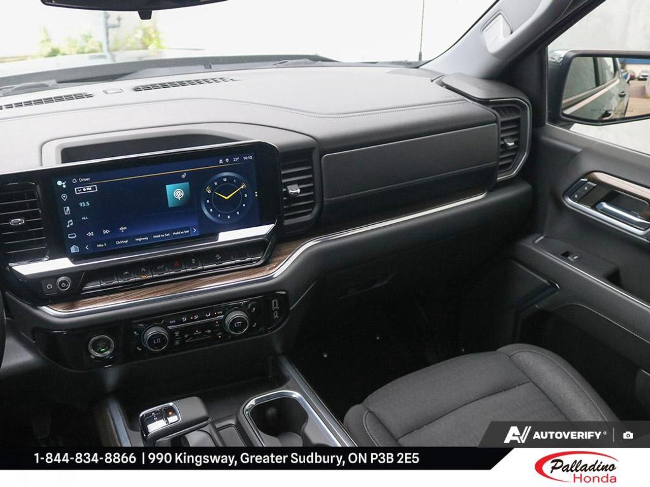 2023 Chevrolet Silverado 1500 LT Photo