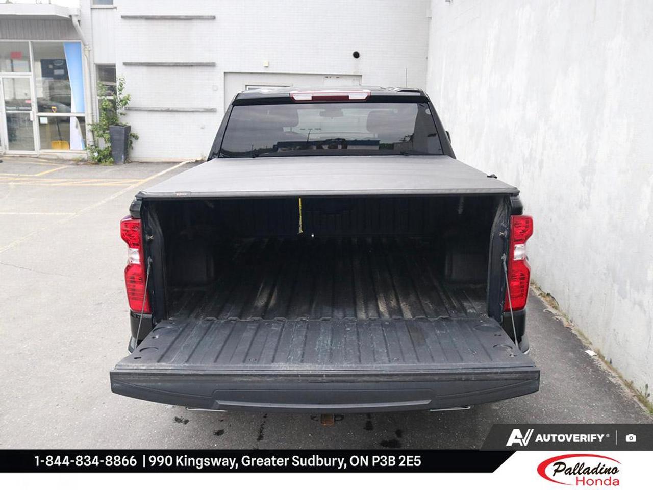 2023 Chevrolet Silverado 1500 LT Photo
