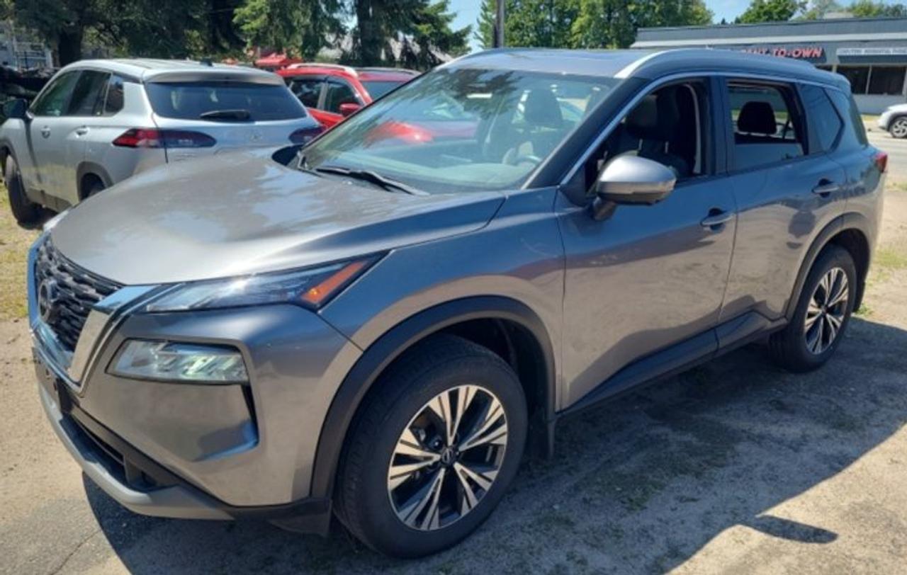 2023 Nissan Rogue SV AWD | Sunroof | 360 Camera | Heated Wheel + Seats | CarPlay + Android | Power Seat | and More ! Photo