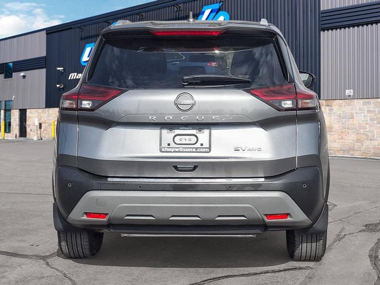 2023 Nissan Rogue SV AWD | Sunroof | 360 Camera | Heated Wheel + Seats | CarPlay + Android | Power Seat | and More ! Photo