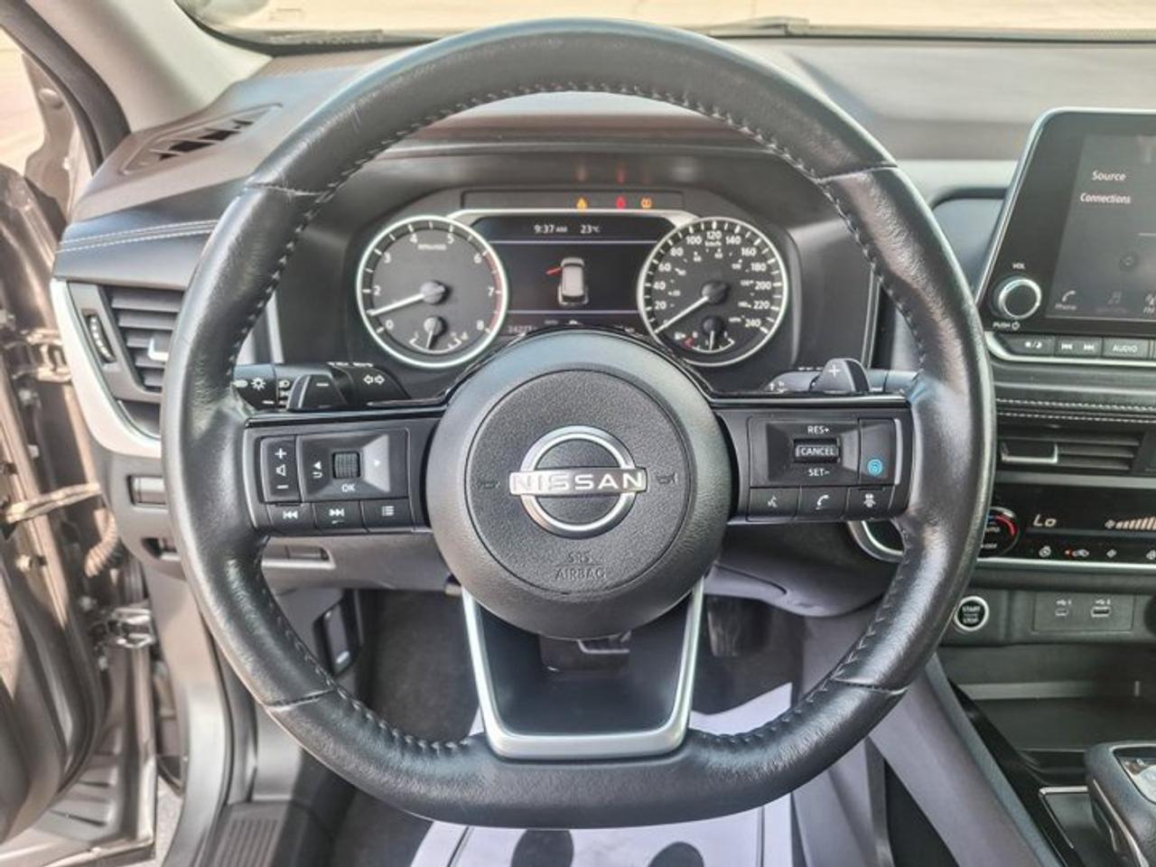 2023 Nissan Rogue SV AWD | Sunroof | 360 Camera | Heated Wheel + Seats | CarPlay + Android | Power Seat | and More ! Photo