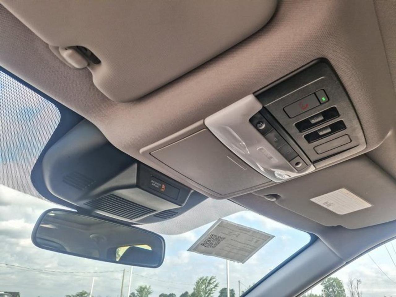 2023 Nissan Rogue SV AWD | Sunroof | 360 Camera | Heated Wheel + Seats | CarPlay + Android | Power Seat | and More ! Photo