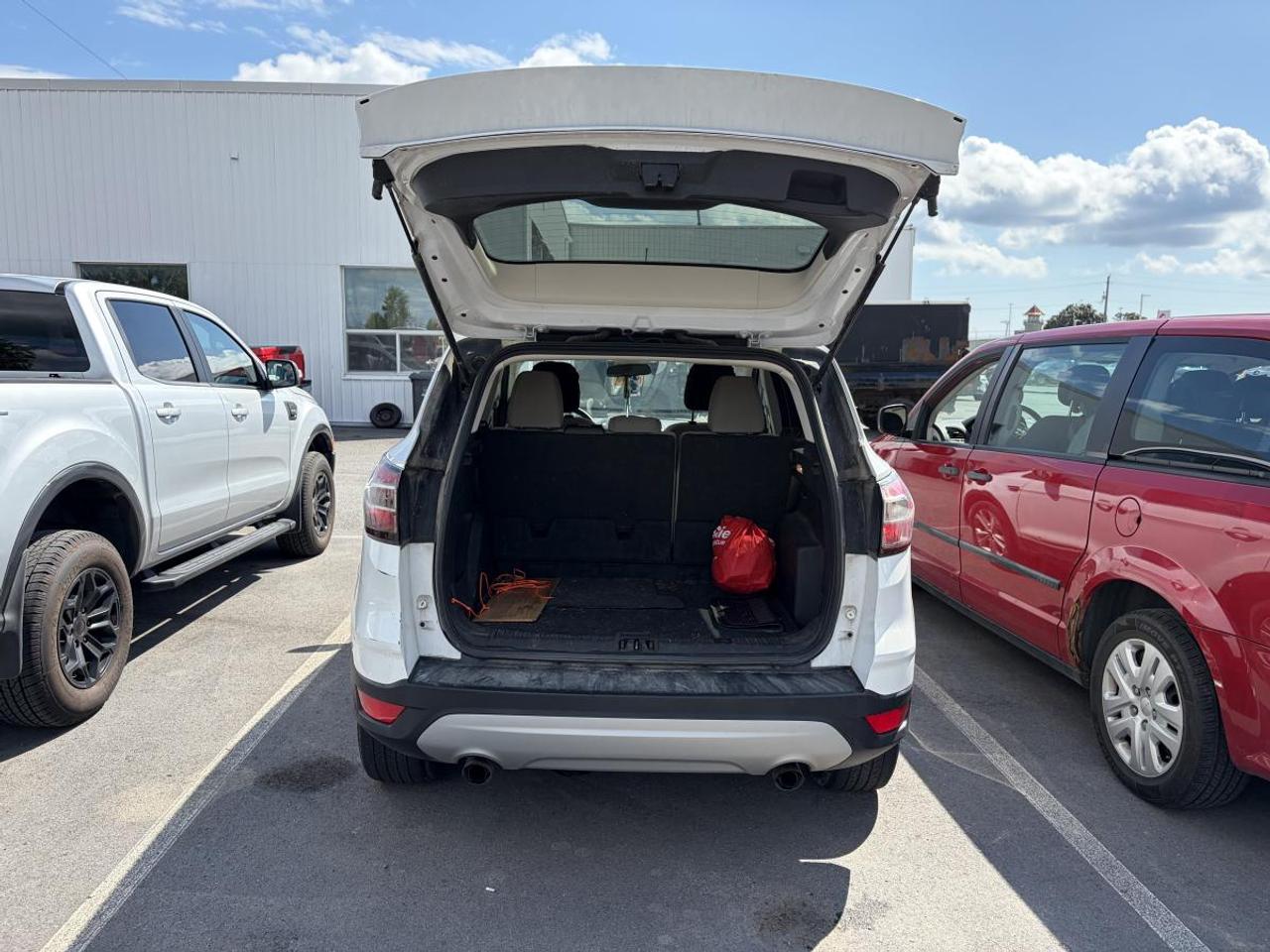 2017 Ford Escape SE Photo