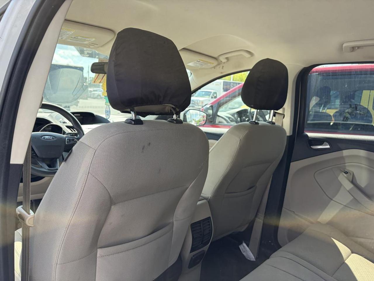 2017 Ford Escape SE Photo