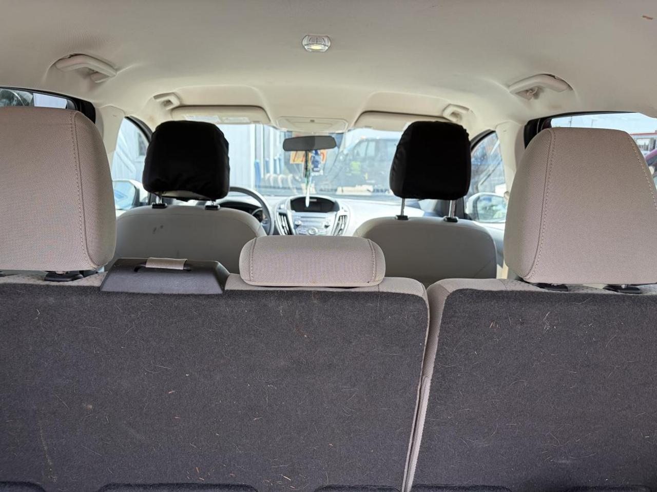 2017 Ford Escape SE Photo