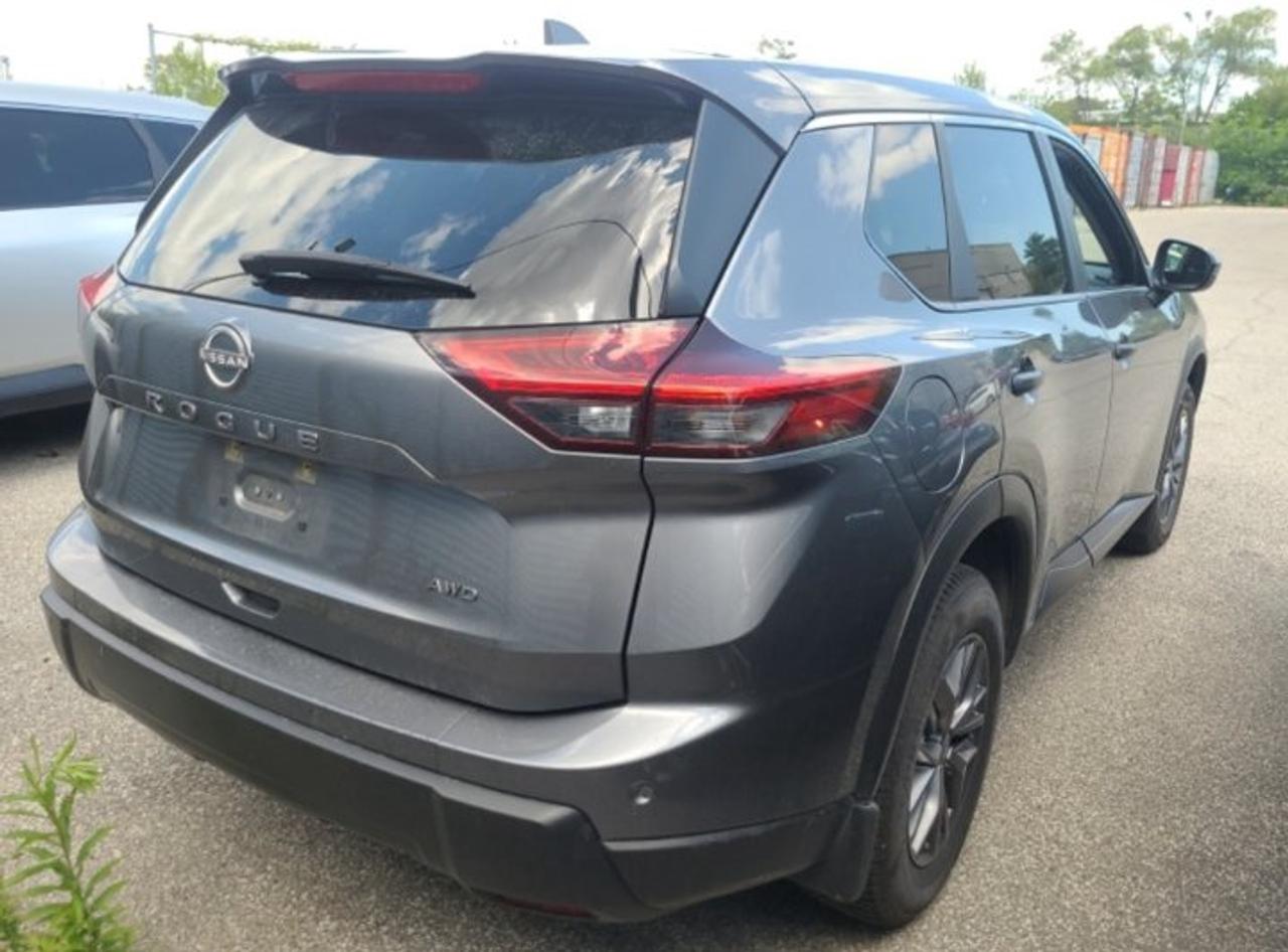 2024 Nissan Rogue S AWD | Heated Wheel + Seats | Remote Start | CarPlay + Android | Rear Camera | and More ! Photo