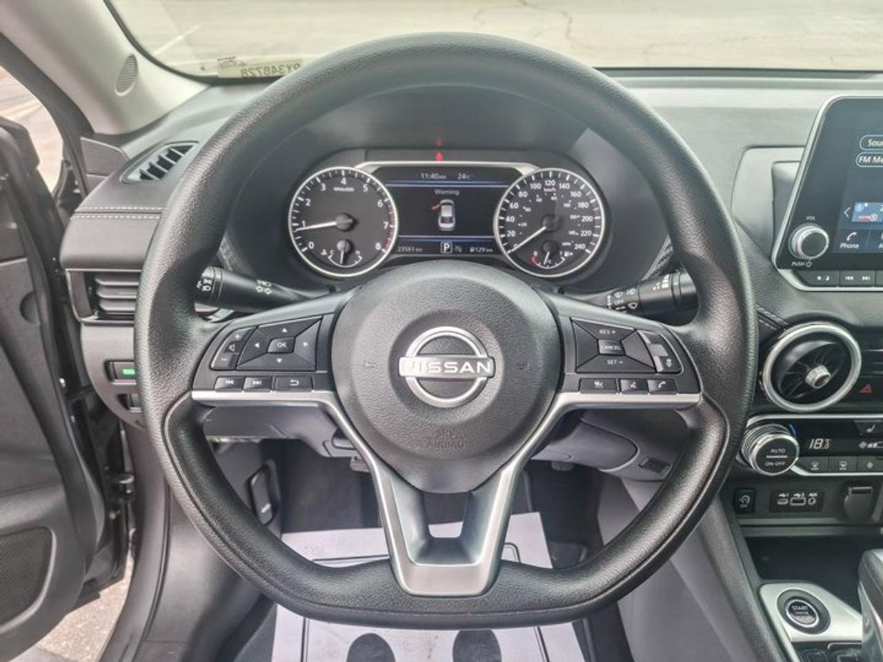 2024 Nissan Sentra SV | Sunroof | Heated Seats | CarPlay + Android | Rear Camera | Alloy Wheels | and More ! Photo