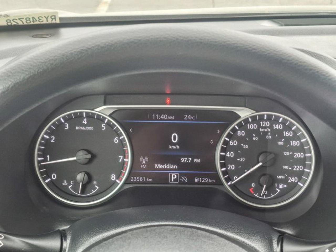 2024 Nissan Sentra SV | Sunroof | Heated Seats | CarPlay + Android | Rear Camera | Alloy Wheels | and More ! Photo