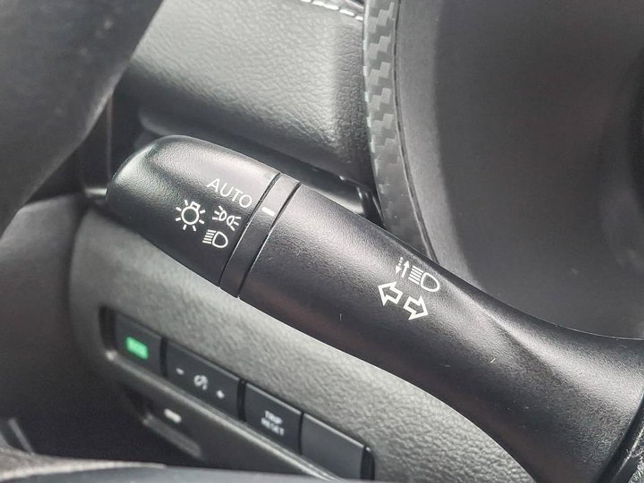 2024 Nissan Sentra SV | Sunroof | Heated Seats | CarPlay + Android | Rear Camera | Alloy Wheels | and More ! Photo