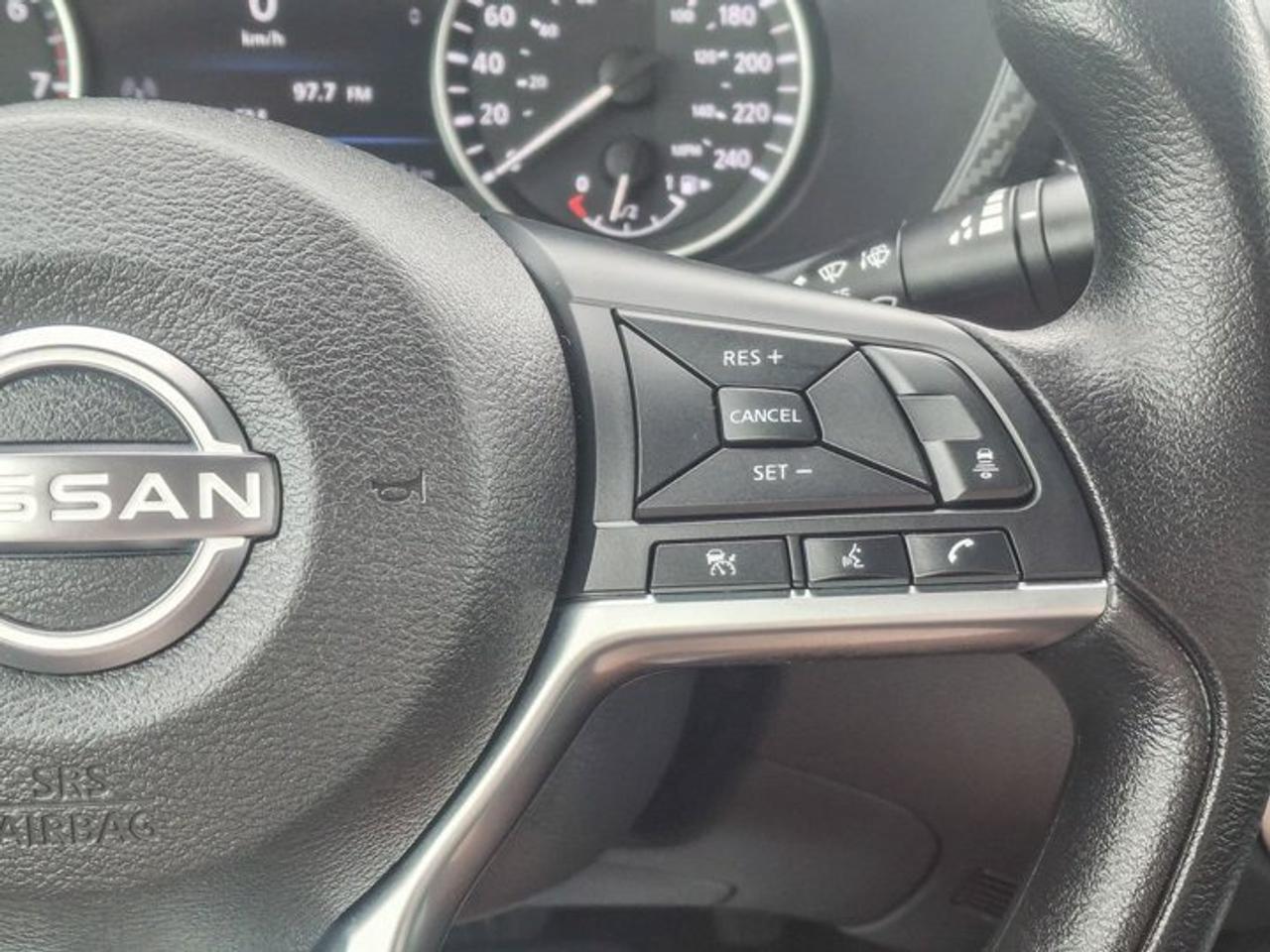 2024 Nissan Sentra SV | Sunroof | Heated Seats | CarPlay + Android | Rear Camera | Alloy Wheels | and More ! Photo
