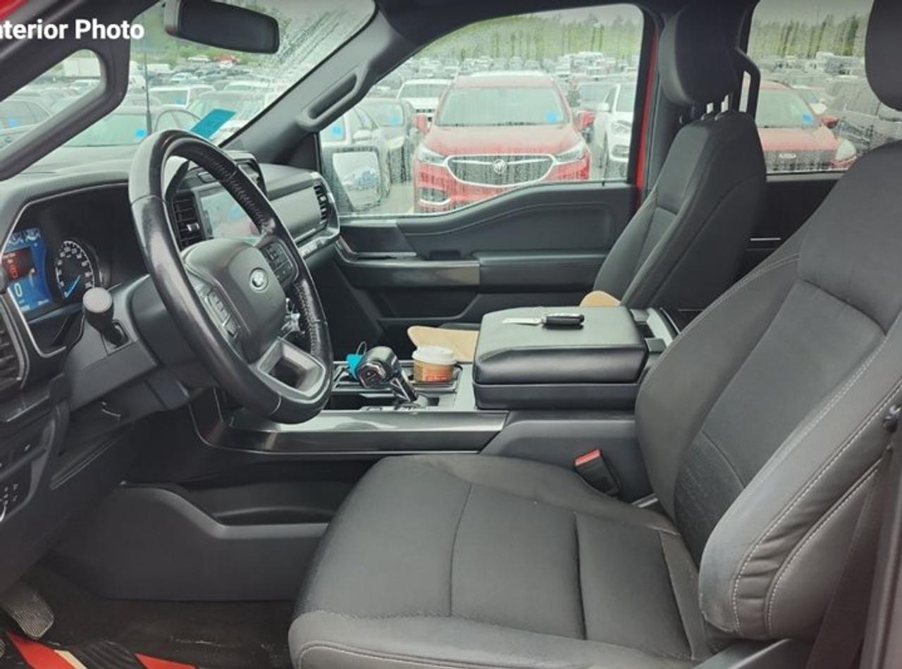 2022 Ford F-150 XLT Crew 4X4 | 5.0L V8 | 302A | Sport | Heated Bucket Seats | Spray-in Liner | Remote Start & More ! Photo2