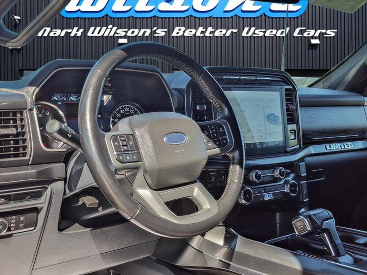 2022 Ford F-150 XLT Crew 4X4 | 5.0L V8 | 302A | Sport | Heated Bucket Seats | Spray-in Liner | Remote Start & More ! Photo