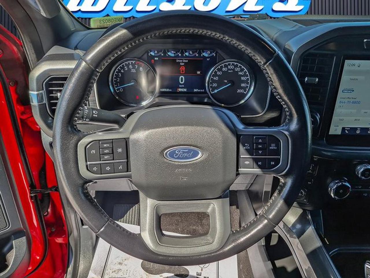 2022 Ford F-150 XLT Crew 4X4 | 5.0L V8 | 302A | Sport | Heated Bucket Seats | Spray-in Liner | Remote Start & More ! Photo