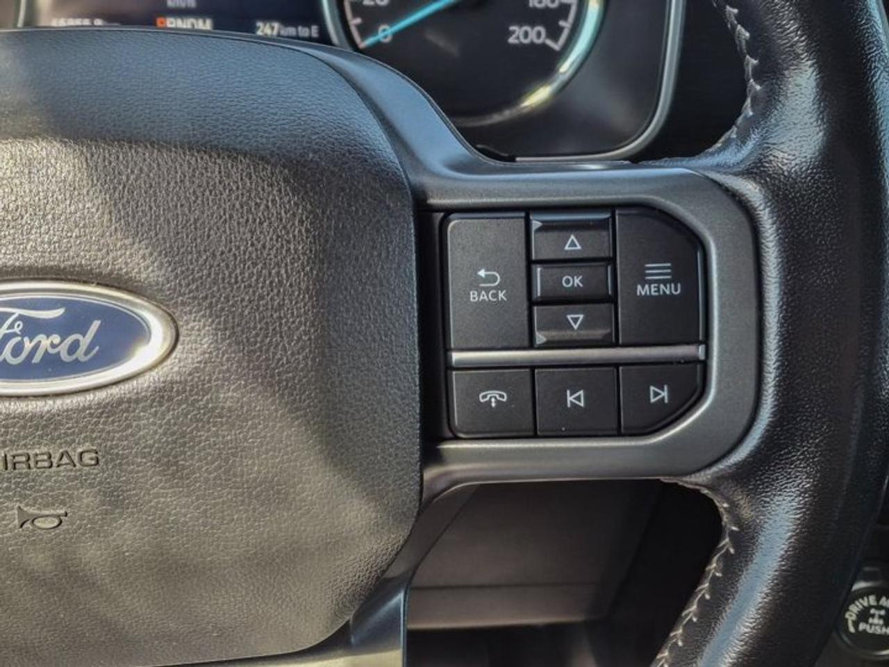 2022 Ford F-150 XLT Crew 4X4 | 5.0L V8 | 302A | Sport | Heated Bucket Seats | Spray-in Liner | Remote Start & More ! Photo