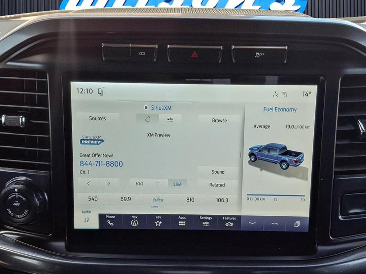 2022 Ford F-150 XLT Crew 4X4 | 5.0L V8 | 302A | Sport | Heated Bucket Seats | Spray-in Liner | Remote Start & More ! Photo