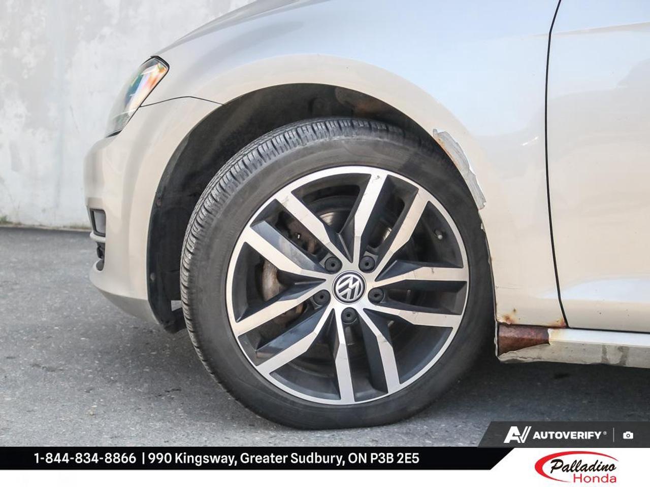 2015 Volkswagen Golf  Photo
